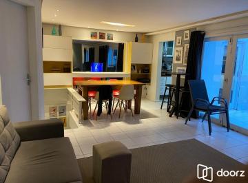sala-de-estar-ampla · Cobertura Duplex à Venda no bairro Santana em Porto Alegre | 2 Suítes e Garagem
