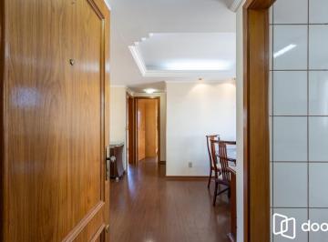 Apartamento · 70m² · 2 Quartos · 1 Vaga · Apartamento Semimobiliado à Venda em Passo da Areia, Porto Alegre, RS