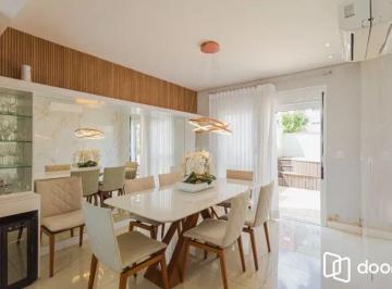 Apartamento · 160m² · 3 Quartos · 2 Vagas · Apto Garden Duplex semimobiliado com Jacuzzi e Suíte no Rio Branco