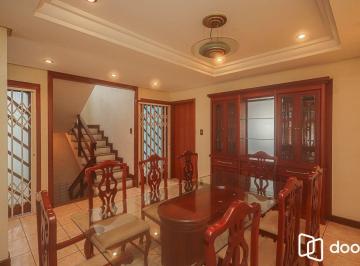 Casa · 255m² · 3 Quartos · 4 Vagas · Casa a venda no bairro Jardim Lindóia