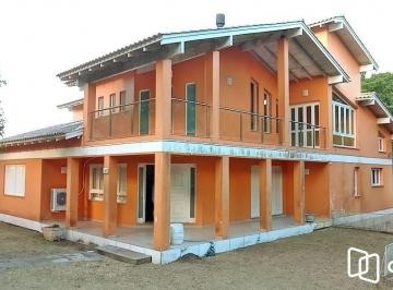 Casa · 467m² · 3 Quartos · 2 Vagas · Casa no Condomínio Cantegril com 1.080m2 de terreno e 467m2 de área construída