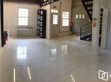 Casa · 120m² · 3 Quartos · 2 Vagas · Casa com 3 Quartos e 2 banheiros à Venda, 80 m² por R$ 880.000 Passo Dareia