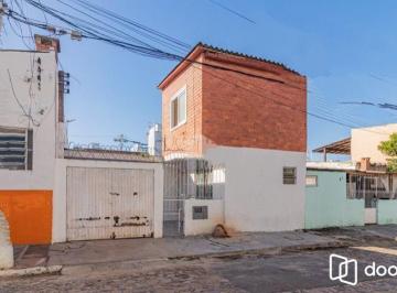 Casa · 106m² · 3 Quartos · 1 Vaga · Facil Acesso as Principais Vias da Cidade