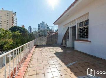 Casa · 400m² · 3 Quartos · 2 Vagas · Casa à venda - em Petrópolis