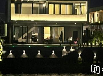 Casa · 554m² · 5 Quartos · 4 Vagas · Casa em Condomínio de Luxo em Eldorado do Sul