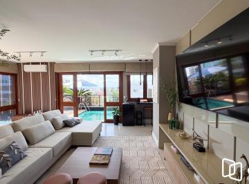 Apartamento · 209m² · 3 Quartos · 2 Vagas · Vende-se linda cobertura com 3 quartos (1 suíte), 209m², 2 vagas e piscina – Trê