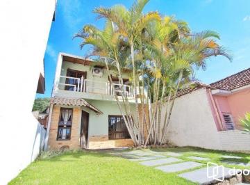 Casa · 260m² · 5 Quartos · 4 Vagas · Casa para Venda - 260m², 5 dormitórios, sendo 2 suites, 4 vagas - Teresópolis