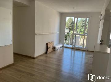Apartamento · 88m² · 3 Quartos · 1 Vaga · Junto ao Shopping Iguatemi. 3 quartos ( 1 suíte) sacada, churrasqueira e 1 vaga