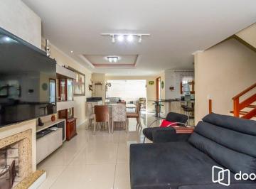 .jpg+2025-11-25 · Excelente casa com 158,9m2 de área privativa, 3 dormitórios, 1 suíte, e 2 vagas.