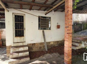 Casa · 174m² · 4 Quartos · 3 Vagas · Casa no bairro Santo Antônio de 4 dormitórios com 370m²