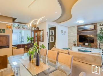 Casa · 146m² · 4 Quartos · 2 Vagas · Casa com 4 quartos e 2 vagas em condomínio fechado no Bairro Ecoville.