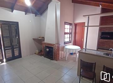 Apartamento · 140m² · 2 Quartos · Cobertura com 2 dormitórios no bairro Petrópolis
