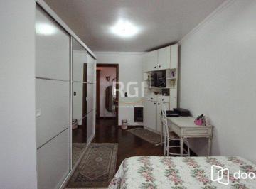 Casa · 280m² · 3 Quartos · 2 Vagas · Casa para Venda - 280m², 3 dormitórios, 2 vagas - Petrópolis