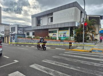 Comercial · 360m² · Ponto Comercial de Esquina à Venda no Centro – Alta Visibilidade
