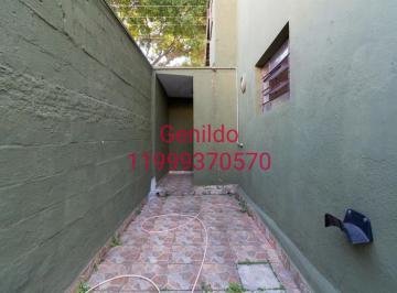 Casa · 300m² · 2 Quartos · 2 Vagas · Casa térrea com 2 quartos, 2 vagas de garagem, quintal muito grande , proximo do metro FL55