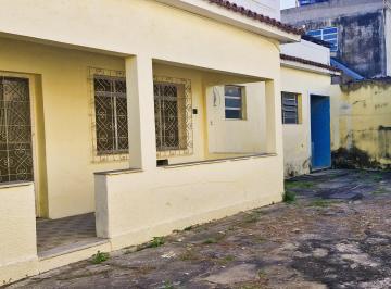 Casa en Venda de 2 quartos Parque Senhor do Bonfim · Oportunidade em Duque de Caxias: Terreno com 2 Casas e Amplo Quintal