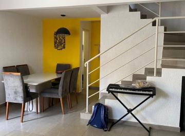 Casa de 3 quartos, Jundiaí · Oportunidade de Ouro: Casa Ampla com 107m² e Vista Livre Permanente!
Investimento: Apenas R$ 650.00