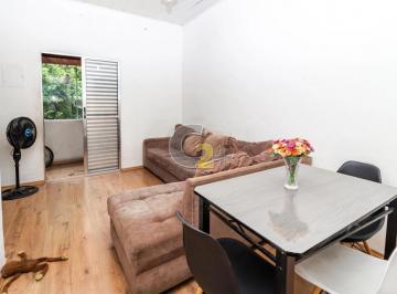 Casa · 100m² · 4 Quartos · Casa à venda na Vila Romana, 4 quartos, 2 suítes e sem vaga.