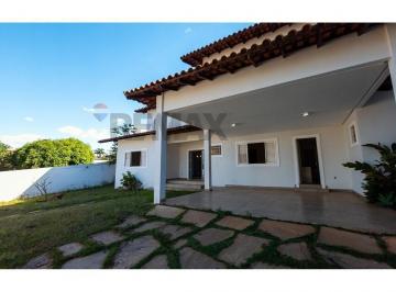 Casa · 494m² · 4 Quartos · 4 Vagas · casa com Habite-se 4 quartos 02 suites, 01 master com jacuzzi condomínio Ville de Montagne Jardim Bo