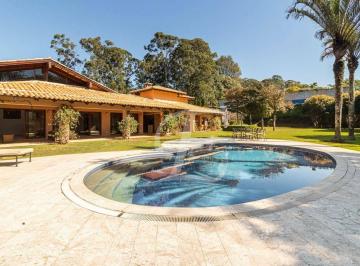 04e8f5358988509534e1d9c3dcfd92bafec682cd · Casa com 4 quartos para alugar, 1200 m² por R$ 3.970/mês - Tamboré - Barueri/SP
