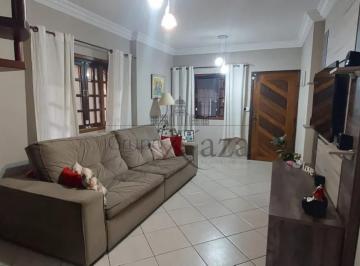 Casa · 300m² · 4 Quartos · 3 Vagas · Casa Sobrado - Parque Industrial - 4 Dormitórios - 300m²