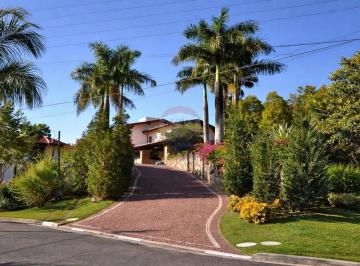 Casa · 822m² · 5 Quartos · Casa à venda, com 5 quartos, sendo todos suítes, no Condomínio Chácara Flora, em Valinhos/SP.
