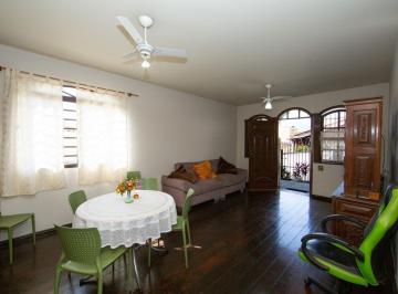 Casa · 341m² · 6 Quartos · 2 Vagas · Casa à Venda - Carlos Prates, 6 Quartos, 341 m2