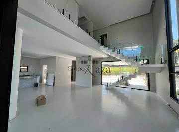 Casa · 535m² · 4 Quartos · 3 Vagas · Oportunidade - Casa em Condomínio - Condomínio Residencial Alphaville II - 4 Suítes - 500m².