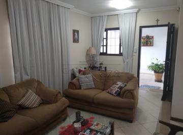 Casa · 250m² · 5 Quartos · 3 Vagas · Casa Padrão em São José dos Campos