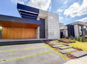 Casa · 452m² · 4 Quartos · 6 Vagas · Oportunidade  Casa em Condomínio Vivant Urbanova Venda e locação 4 Suítes  390m² Terreno 452m²