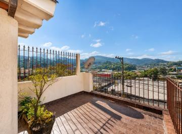 1f8cf6a9-650d-4680-8b8c-05b049702684 · Excelente casa para venda em Jardim Marilu com 2 quartos, 120m²