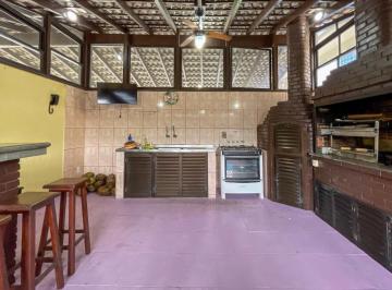 b390d474-b1ff-442e-8873-6f00cede0ae0 · Agradável duplex para venda em Maitinga com 3 quartos, sendo 2 suítes, 143m²