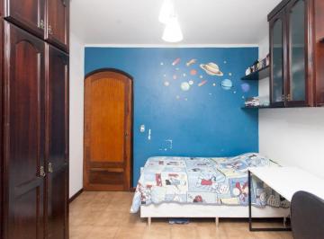 85fba90b-8b97-4567-93a6-df97f5d610cb · Deslumbrante sobrado para venda em São Domingos com 3 quartos, sendo 1 suíte, 164m²