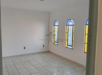 Casa · 250m² · 3 Quartos · 2 Vagas · Casa - Residencial - Comercial - Vila Ester - 2 Dormitórios - 130m²