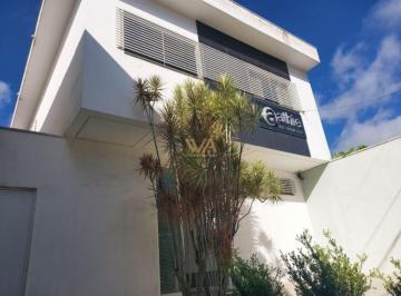 Comercial · 236m² · 8 Quartos · 3 Vagas · Prédio Comercial à Venda no Centro de Mogi das Cruzes