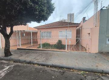 Casa · 214m² · 3 Quartos · 3 Vagas · Casa Padrão em Araraquara