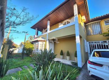 Casa · 358m² · 3 Quartos · 3 Vagas · Casa totalmente mobiliada com 245m² de área privativa, 3 quartos sendo 1 suíte, 2 banheiros e 2 vaga