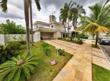 Casa · 830m² · 4 Quartos · Casa à venda - em Taubaté
