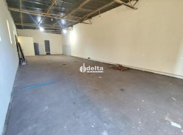 Comercial · 170m² · Galpão disponível para locação no bairro Brasil em Uberlândia-MG