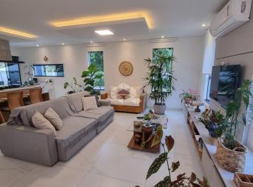 Casa · 236m² · 4 Quartos · 4 Vagas · Casa em Condominio Fechado com 4 quartos na Cachoeira do Bom Jesus