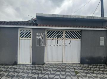 Casa · 133m² · 2 Quartos · 1 Vaga · Espaçosa Casa Geminada à Venda em Samambaia, Praia Grande - 2 Quartos