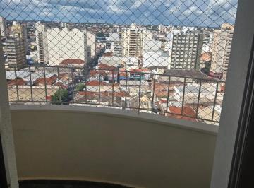 Apartamento · 167m² · 3 Quartos · 1 Vaga · Apartamento à venda no Centro com 03 quartos, sendo 01 tipo apartamento, armários, sacada, cozinha p