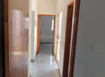 Casa · 200m² · 2 Quartos · 1 Vaga · Casa à Venda No bairro Mais Parque Cedral