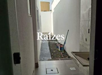 Casa · 66m² · 2 Quartos · 1 Vaga · Casa Novacom 2 Quartos com Suite à venda no Jardim Holanda em Uberlândia.