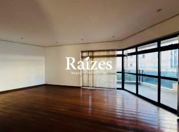 Apartamento · 220m² · 3 Quartos · 2 Vagas · Apartamento de Alto Padrão no Bairro Fundinho 200m2 com 3 Suítes sendo uma Máster com Hidro e Closet