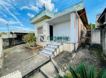 Casa · 210m² · 4 Quartos · 1 Vaga · OPORTUNIDADE PARA INVESTIDORES NO BAIRRO ANGOLA - LOTE DE 360M² EM LOCALIZAÇÃO PRIVILEGIADA!