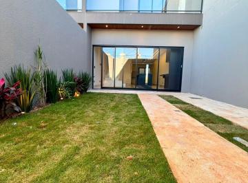 Casa · 122m² · 3 Quartos · 3 Vagas · Sobrado à venda no Novo mundo - Uberlândia - MG