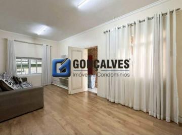 Casa · 140m² · 4 Quartos · 2 Vagas · Sobrado para aluguel no Planalto (São Bernardo do Campo) com 4 dorms, 1 suíte e 2 vagas