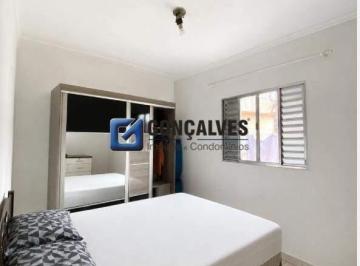 Casa · 155m² · 3 Quartos · 2 Vagas · Casa residencial à venda em Ferrazópolis | Frente | 3 dormitórios | 2 vagas | Próx. Shopping São Ber