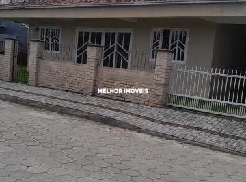Casa · 175m² · 6 Quartos · 1 Vaga · Casa á venda com 06 dormitórios no Bairro Itacolomi em Balneário Piçarras - SC